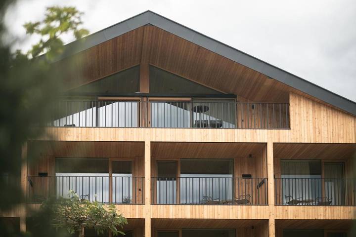 Ferienwohnung für 3 Personen, mit Terrasse und Whirlpool sowie Garten und Sauna in Gais