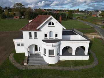 Gîte pour 2 personnes, avec balcon et vue à Walcourt