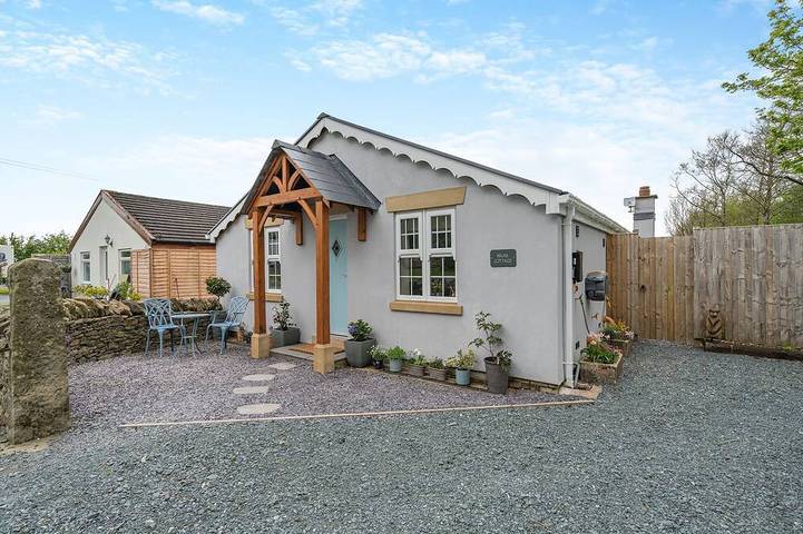 Cottage for 4 people, with Hot tub and Garden in Lancashire