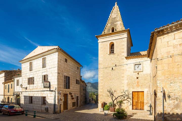 Geheel appartement, Appartement 'Can Roses' met privéterras, draadloos internet en airconditioning in Moscari, Selva