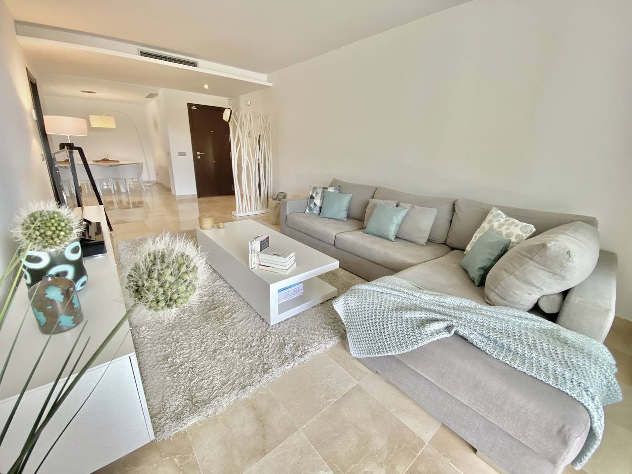 Appartement entier, Appartement de vacances pour 6 personnes avec jardin in Urbanizacion Las Jacarandas, Ojén