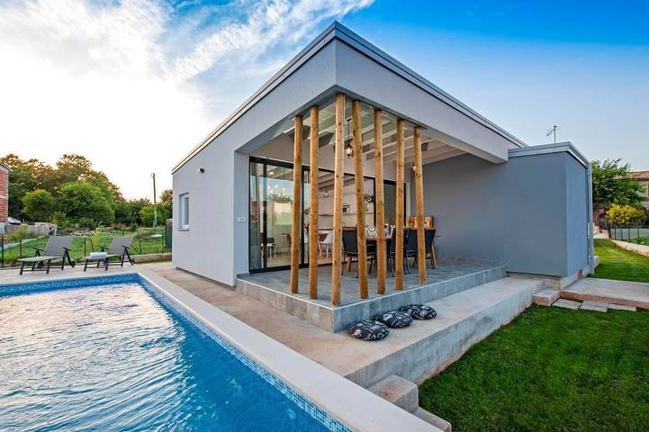 Ferienhaus für 8 Personen, mit Garten und Balkon - 1