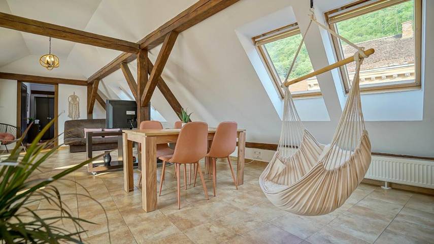 Gîte pour 4 personnes, avec jardin et vue dans Poiana Brasov - Brasov - 4