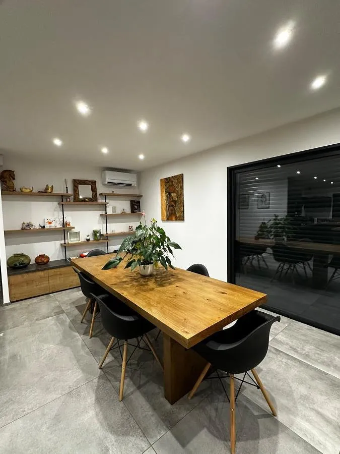 Chalet para 6 personas, con terraza además de piscina y vistas, Se admiten mascotas - 1