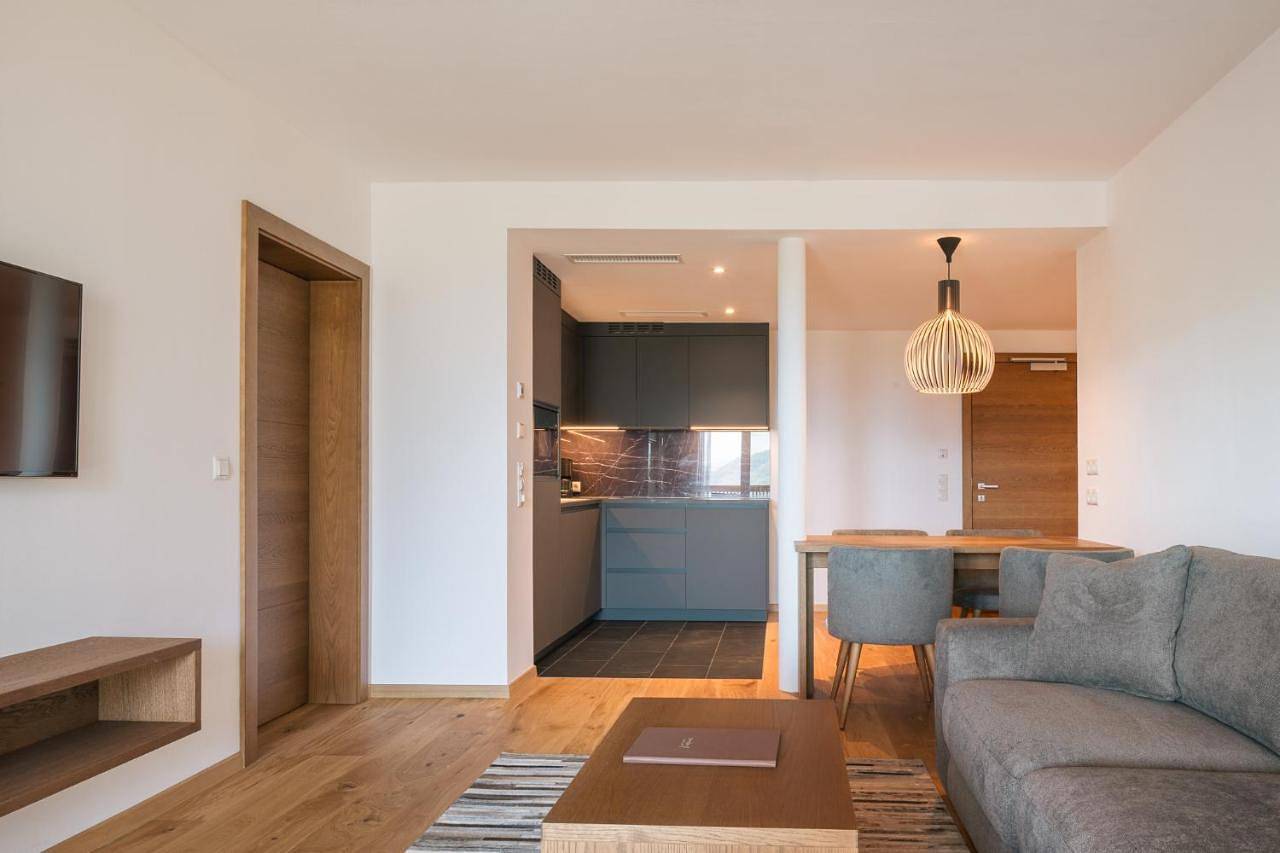One-Bedroom Apartment with Terrace in Dorf Tirol, Texelgruppe