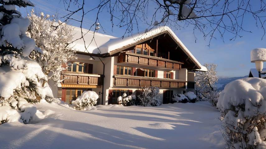 Ferienwohnung für 4 Personen, mit Balkon und Terrasse sowie Garten in Fischen - 2