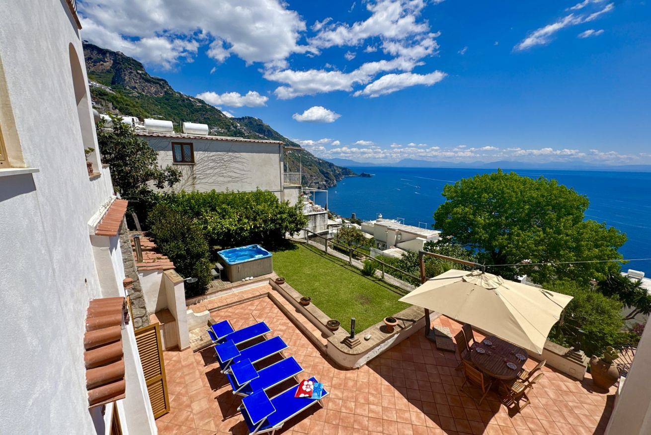 Ganze Wohnung, Sweet Home Priano with outdoor Jetted Whirlpool Tub in Praiano, Amalfiküste