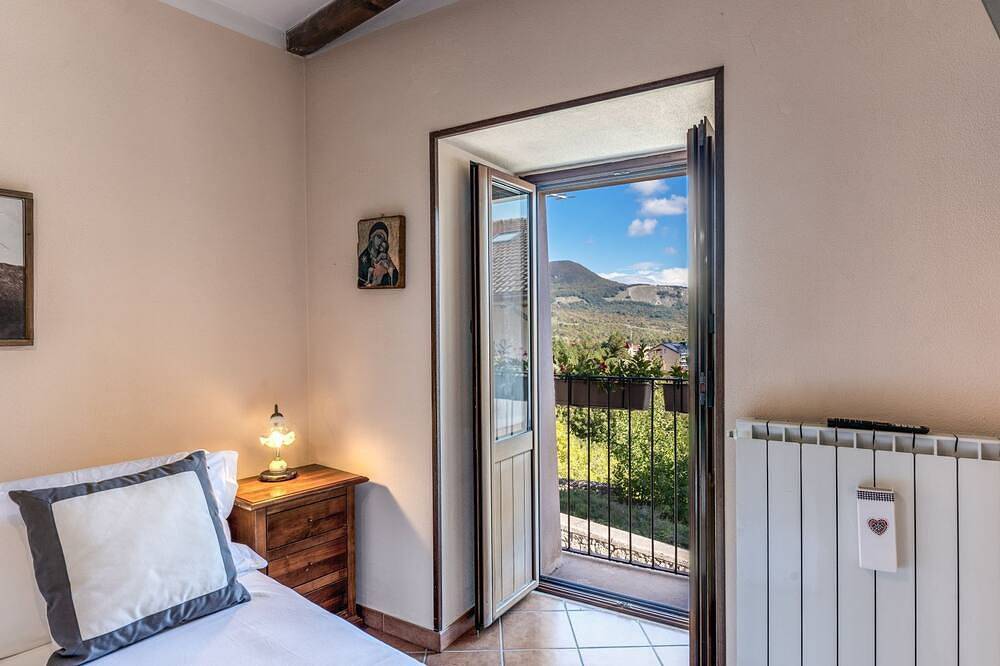 La Scalinatella in Rivisondoli, Parco Nazionale della Majella