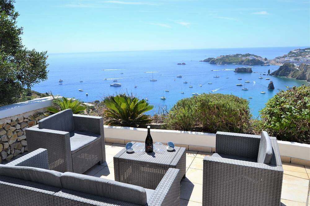 Ferienhaus / Villa - Ponza in Ponza, Latium