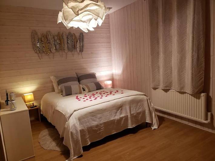 Location de vacances pour 4 personnes, avec Jacuzzi et Terrasse à Mont-près-Chambord