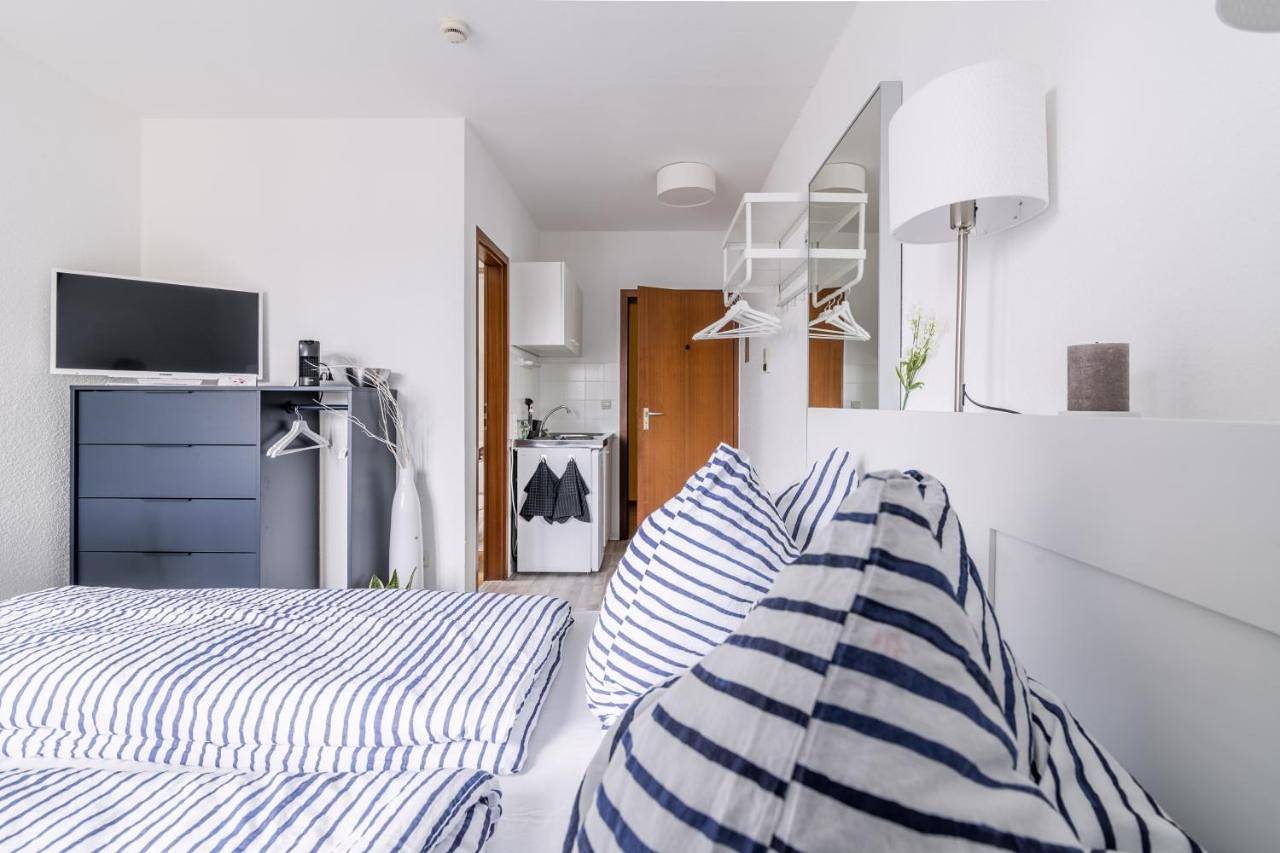 Ganze Wohnung, One-Bedroom Apartment in Kaiserslautern, Saar-Nahe-Bergland