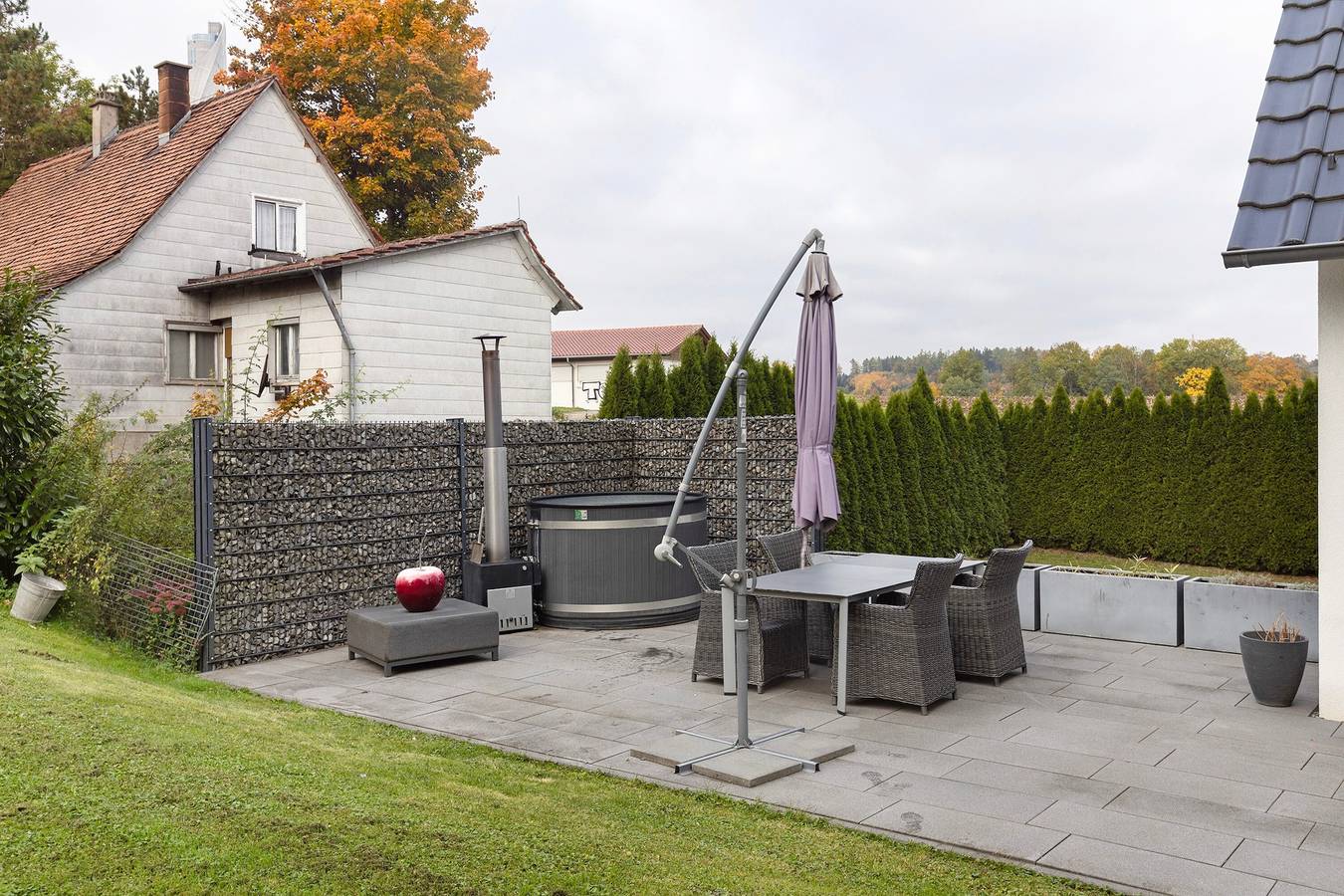 Ganze Wohnung, Apartment 'Helgas Horizon' mit privater Terrasse, Wlan und Hot Tube in Rottweil, Mittlerer Schwarzwald