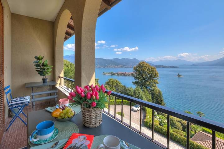 Gîte pour 5 personnes, avec vue sur le lac et balcon dans Stresa - 3