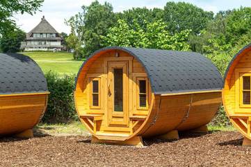 Camping für 4 Personen, mit Terrasse und Ausblick sowie Seeblick in Schleswig-Holstein