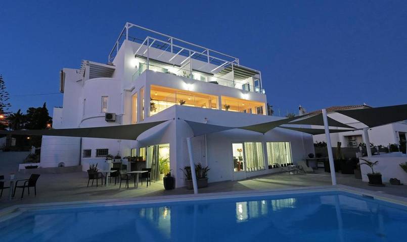 Casa de huéspuedes para 2 personas, con piscina y balcón - 1