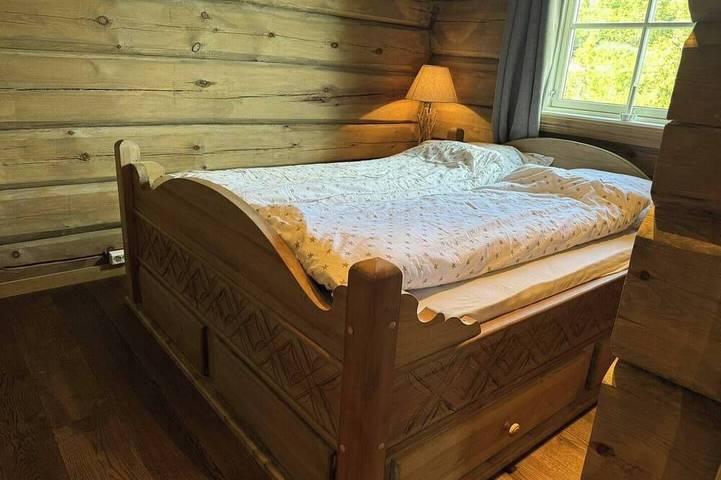 Unique log cabin on Lifjell with sauna, 4 bedrooms, 2 living rooms and 2.5 bathrooms in Bø
