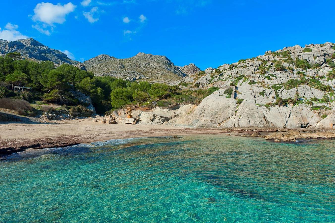 Ganze Ferienwohnung, Cala Clara - Apartment mit Terrasse in Cala Sant Vicenç. Wifi gratis in Cala Sant Vicenc, Pollença