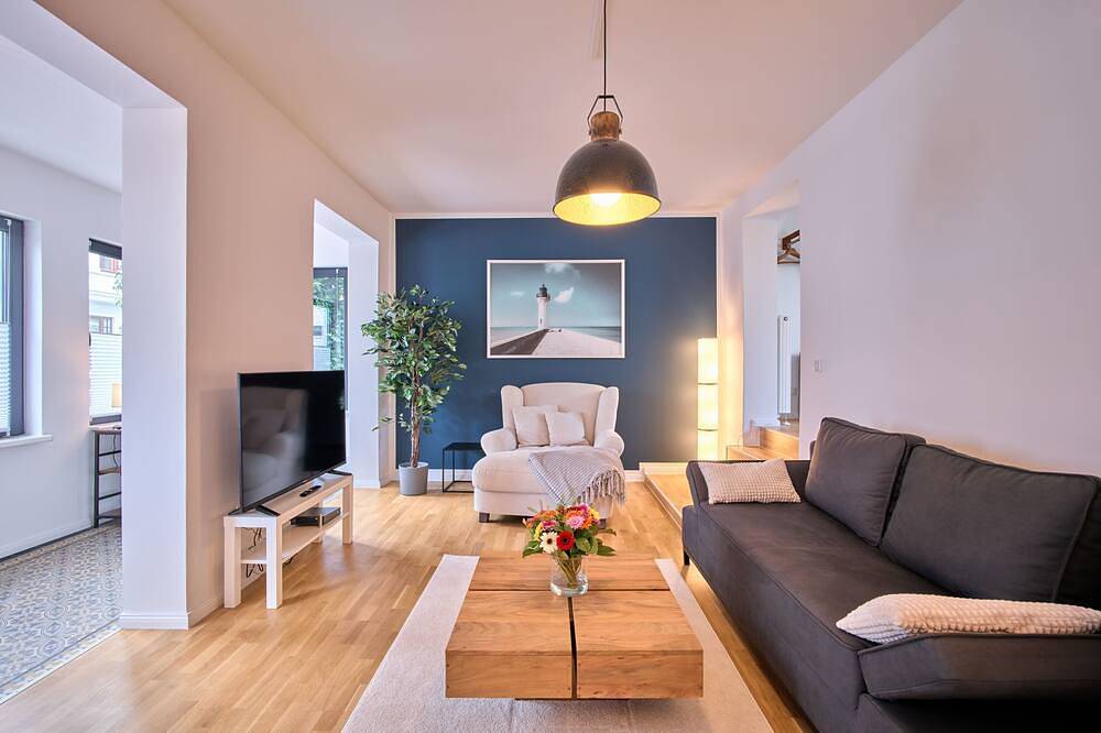 Entire apartment, Classic Style Apartment | Winter Garden | Kitchen in Bremen, Bremen State