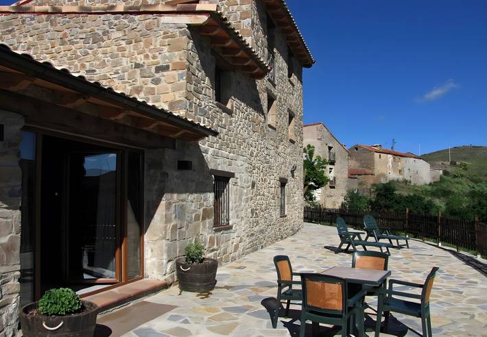 Casa rural para 6 personas en Bretun
