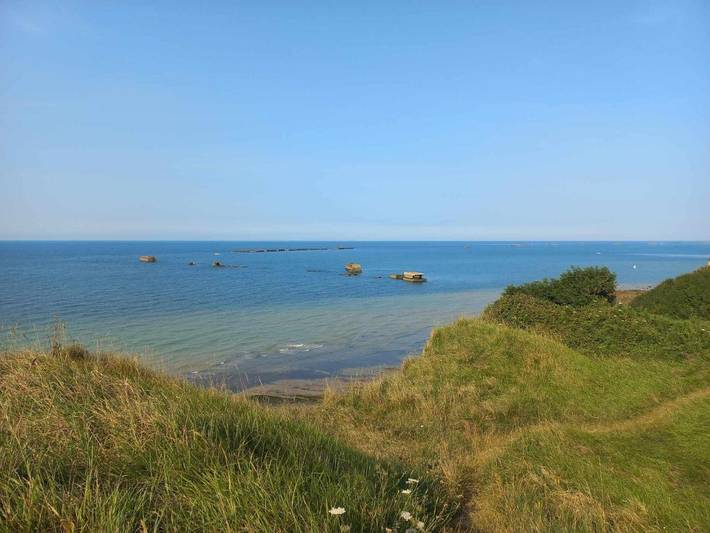 Location de vacances pour 6 personnes, avec vue et jardin à Manvieux - 3