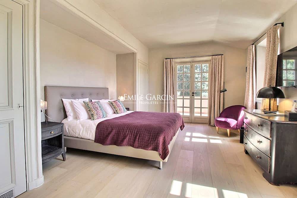 Villa à Louer à Tourves Dans le Var, en Provence Verte in Tourves, Brignoles Region