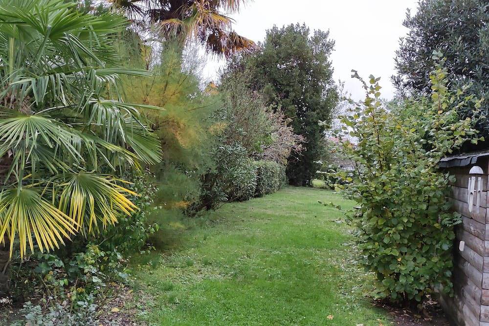 🐕la Patte Charentaise🐕 Avec Parking Privé. Petit Déjeuner Offert la 1ere Nuit in Saintes, Saintes region