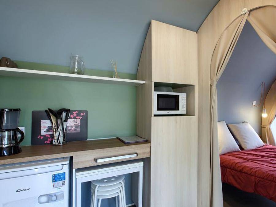 Camping L'Orée Du Bois - Tienda de campaña 4 personas - Coco Sweet 2 habitaciones 16m² - sin baño in Hourtin, Parque natural regional del Médoc