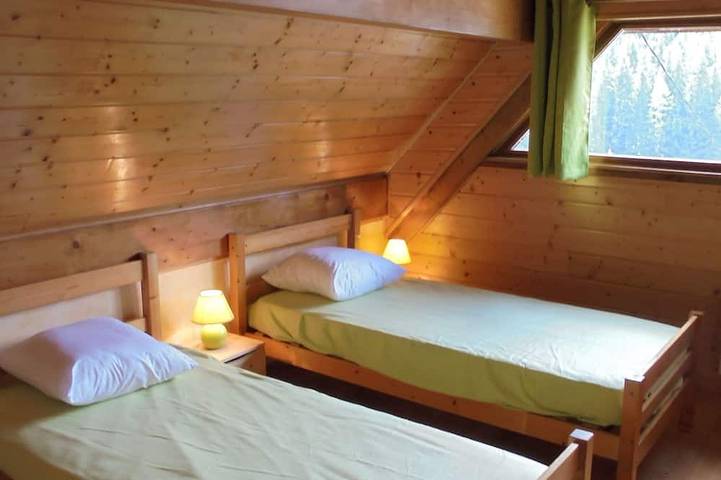 Gîte pour 4 personnes, avec piscine ainsi que terrasse et jardin à Saint-Martin-Vésubie - 2