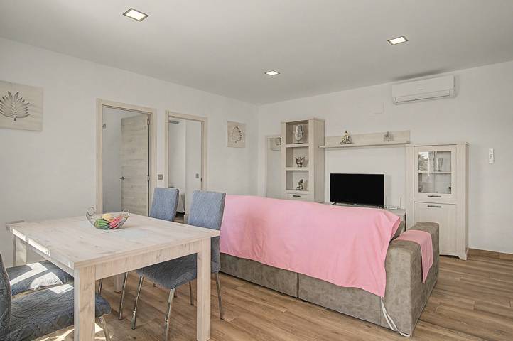 Ganze Wohnung, Apartment 'El Desafío' mit privater Terrasse und WLAN in Conil de la Frontera, Costa de la Luz