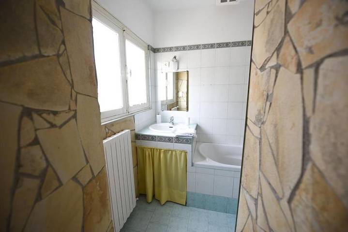 Gîte pour 6 personnes, avec Balcon et Terrasse dans Port de Sète - 4