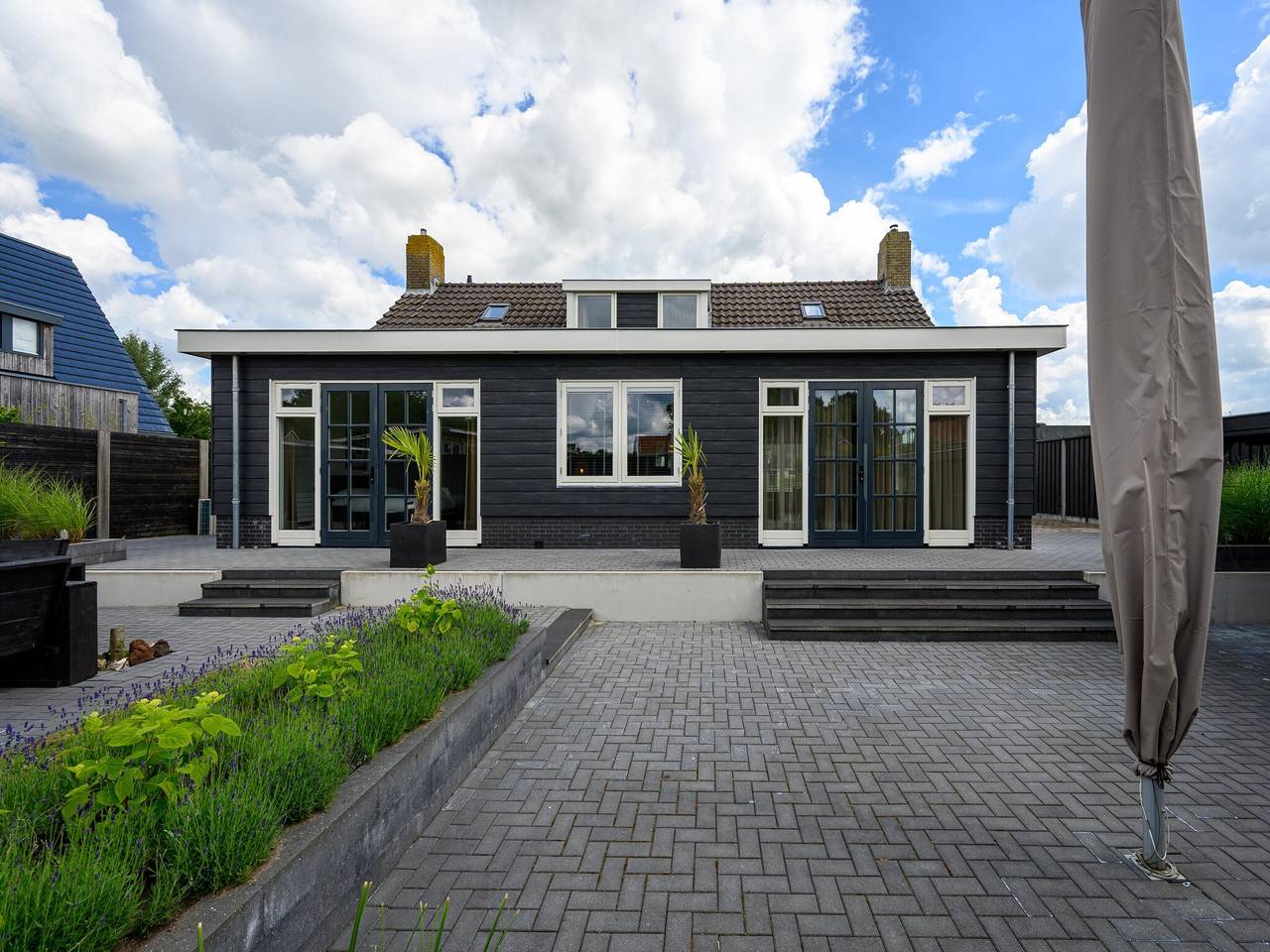 Geräumiges Ferienhaus im Zentrum von Langweer in Ijsselmeer