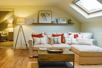 Glamping for 2 People in Cranborne Chase, South West England, Photo 3