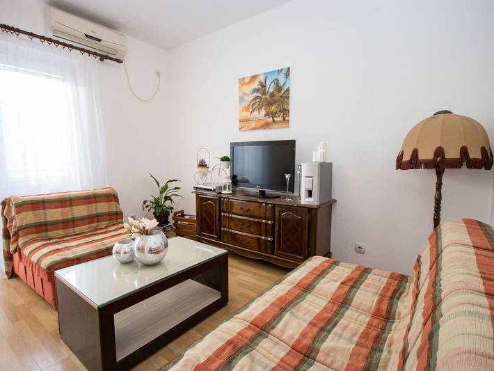 Ferienwohnung für 5 Personen, mit Garten in Bar - 2