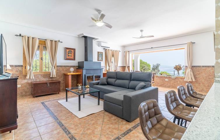 Casa de vacaciones para 8 personas, con vistas y terraza además de jardín y piscina en Valle del Guadiato - 4