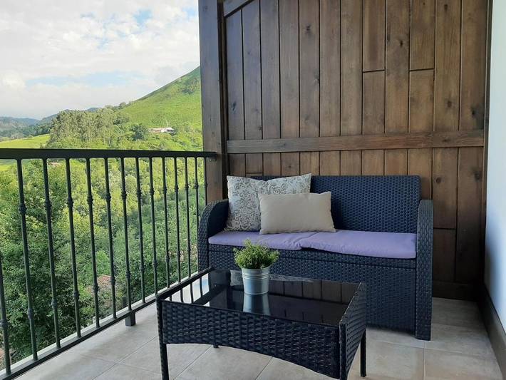 Apartamento de vacaciones para 4 personas, con jardín y jacuzzi - 1