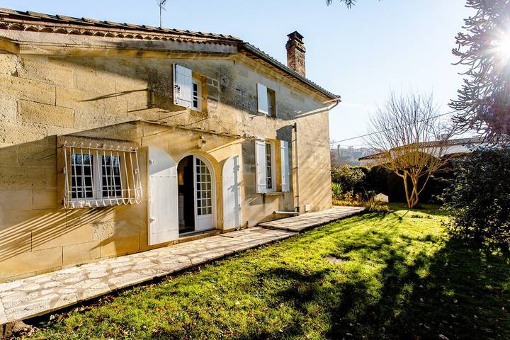 Gîte pour 6 personnes, avec jardin et terrasse à Sainte-Terre - 2