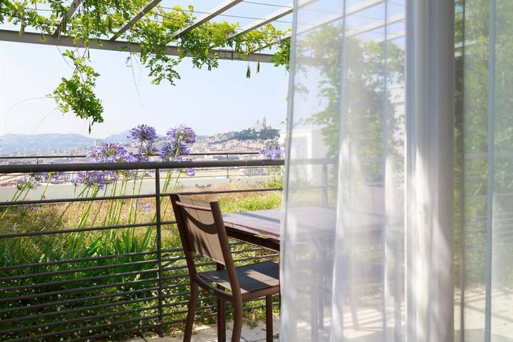 Hôtel pour 2 personnes, avec terrasse et vue dans Gare De Marseille Saint Charles - 3