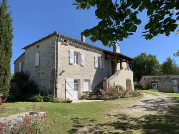 Gîte pour 5 personnes, avec terrasse et jardin à Labastide-Marnhac