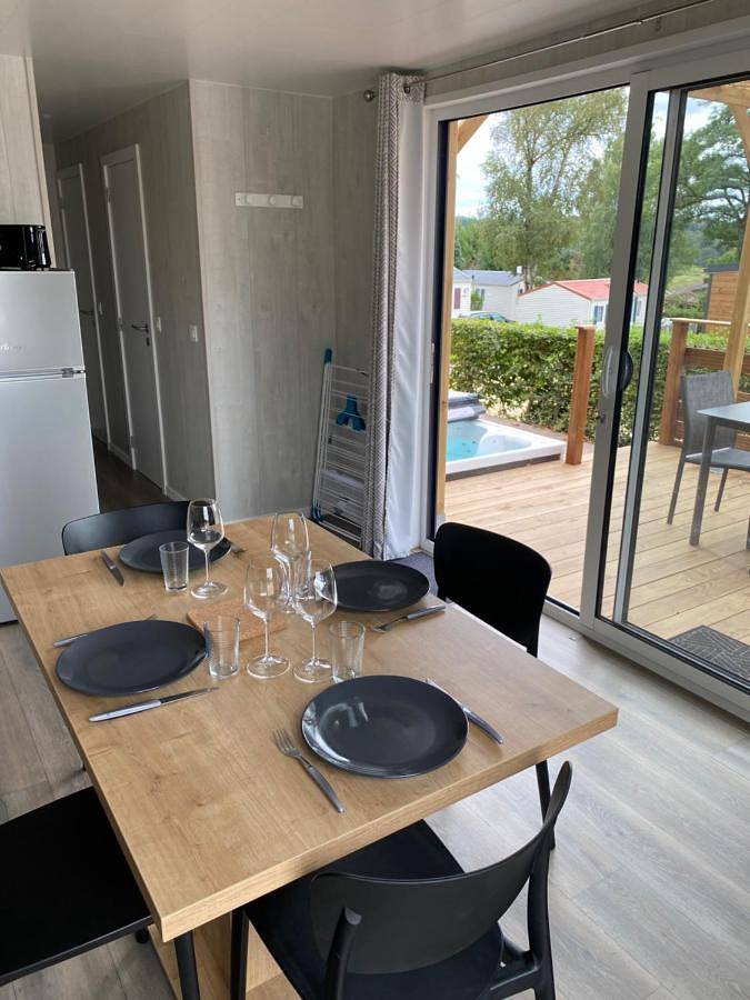 Location de vacances pour 5 personnes, avec piscine et jacuzzi ainsi que sauna et jardin dans Réservoir de Bouzey - 4