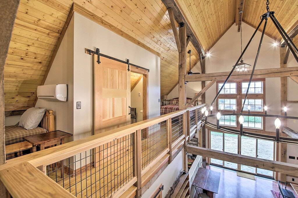 Bloomington Cabin: 4 Mi to Indiana University in Monroe County (IN)