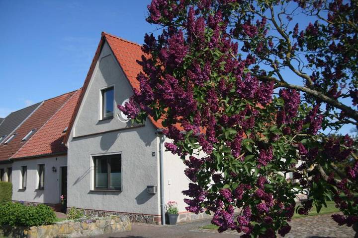 Ferienwohnung für 4 Personen, mit Terrasse und Garten in Gersdorf
