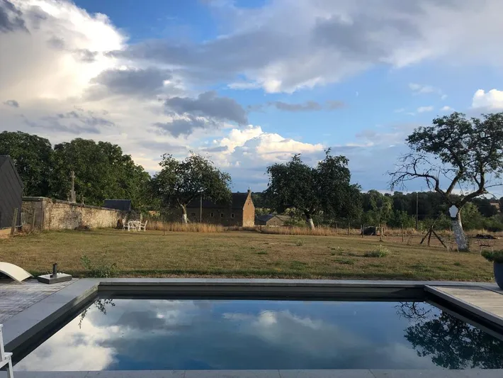 Chambre d’hôte pour 2 personnes, avec jardin et piscine ainsi que vue et terrasse - 1