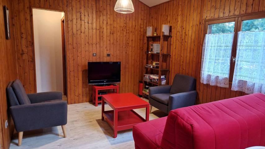 Charmantes Haus mit 70 m² in Maubuisson – Bis zu 6 Personen in Carcans, Regionaler Naturpark Médoc