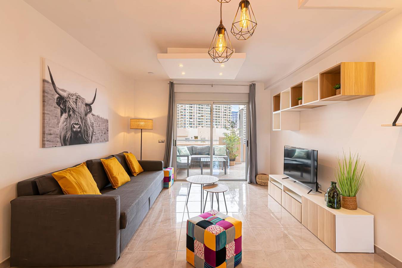 Entire apartment, Go2Tenerife Apart'Madera Terrace, Swimming pool & Parking in Playa Paraíso, Adeje