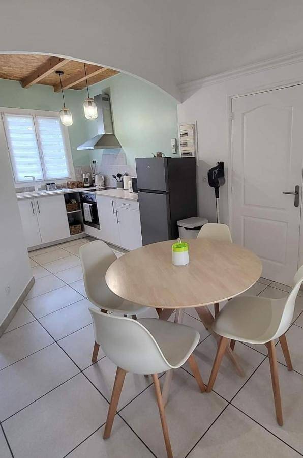 Gîte pour 2 personnes, avec terrasse et jardin, animaux acceptés à Châteauneuf-de-Gadagne - 3