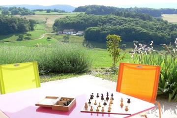 Gîte pour 4 personnes, avec jardin et terrasse, animaux acceptés à Labaroche