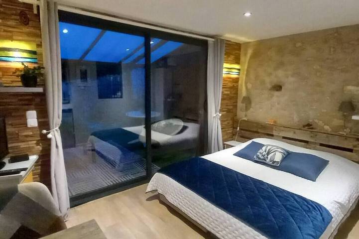 Gîte pour 2 personnes, animaux acceptés à Mosnes - 2