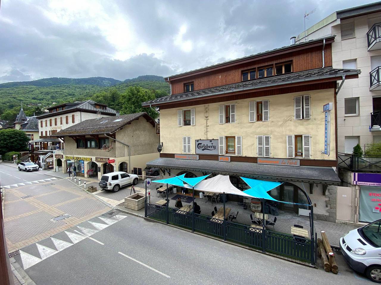 Entire studio, Central Studio for 4 with Balcony and Wi-Fi in Brides-les-Bains in Brides-les-Bains, Les Trois Vallées