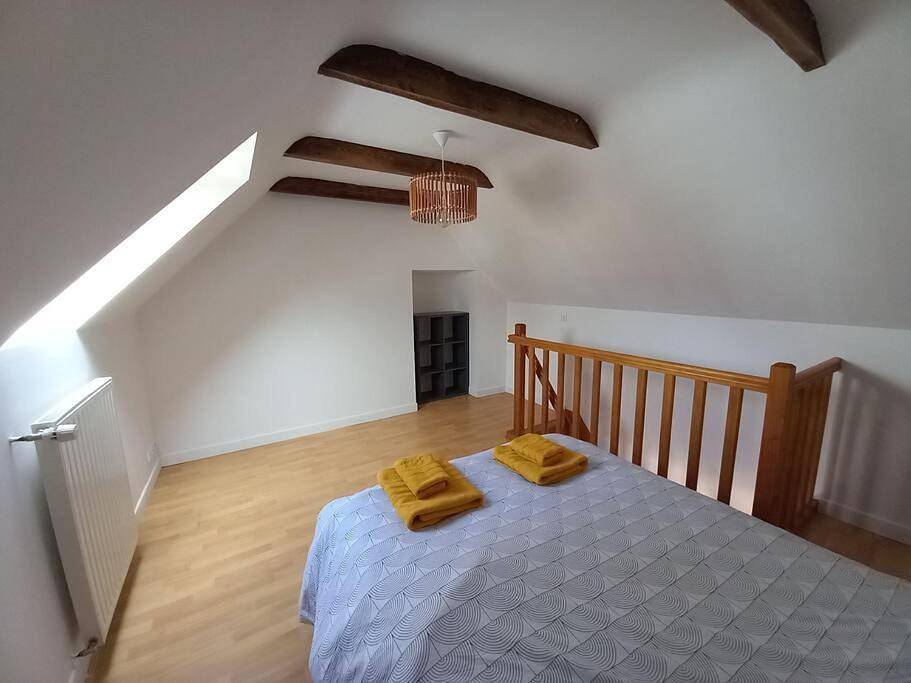 Appartement entier, One-Bedroom Apartment in Rosporden, Région de Quimper