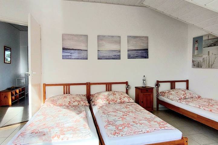 Ferienwohnung für 12 Personen, mit Pool und Balkon in Zamardi - 3